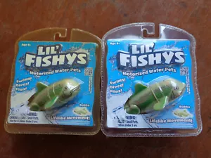 Lotto 2 Lil' Fishys Giocattolo Pesce Animali Motorizzati Bubba - Foto 1 di 5