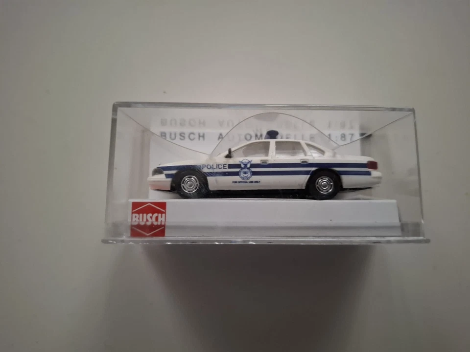 Busch 47610 - Chevrolet Caprice US Air Force Military Police - neu mit OVP - Bild 1 von 1