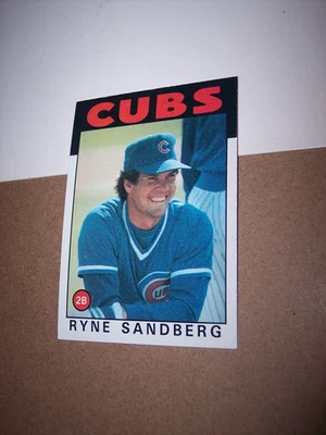 Tarjeta de béisbol 1986 Topps Ryne Sandberg #690 casi nueva o mejor Foto 1 de 2