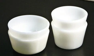 Vintage Milchglas Auflaufförmchen Pudding Tassen Schalen weiß 4 - Bild 1 von 6