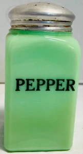 *Vintage 1930's *McKee*Jadite Jadeite*Pepper Shaker*24175D S42 - Picture 1 of 8