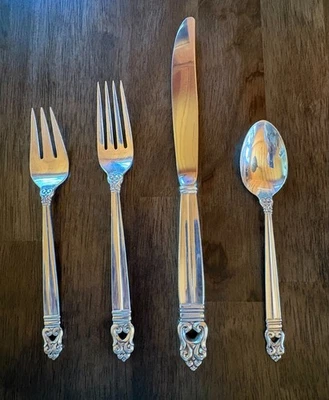 Conjunto(s) de 4 piezas de plata esterlina Royal Danish by International Foto 1 de 4