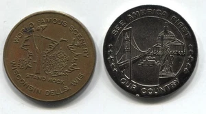 Wisconsin Dells Bootsfahrten Viel Glück Souvenir Token 2 verschiedene siehe Scans - Bild 1 von 3