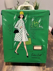 1960s Vintage Miner Ind. Fashion Mattel Barbie Doll Carrying Case Rare Green - Picture 1 of 16