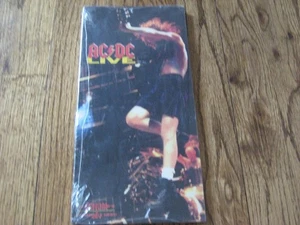 AC/DC Live Cd in SIGILLATO longbox digipack con poster Ac dc $-Nuovo-Raro! Come nuovo! - Foto 1 di 4