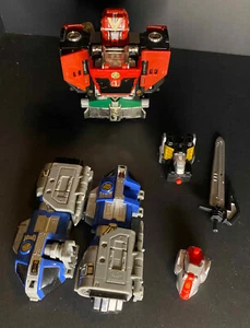 Lot of Power Rangers Deluxe Megazord Replacement Parts + More - Picture 1 of 8