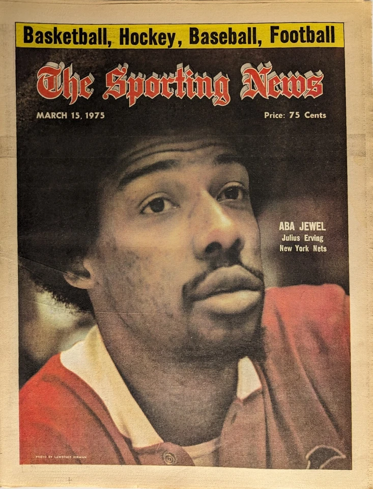 Julius Erving "ABA Jewel New York Nets" The Sporting News 15 de marzo de 1975 Foto 1 de 1