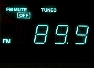 ONKYO TX-903 Tuner Amplifier Quartz Synthesized Working SEE VIDEO CLIP - Image 1 of 4