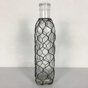 Botella de vidrio envuelta en alambre de pollo de 8" cocina granja decoración cottagecore boho - Imagen 1 de 5