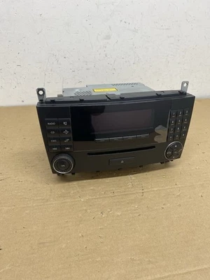 MERCEDES C CLASS W203 04-07 RADIO CD PLAYER HEAD UNIT A2038705089 - Image 1 of 4