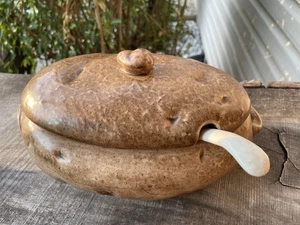 Vintage 1979 hand painted large potato shaped covered dish ceramic W/Spoon Fun - Picture 1 of 16