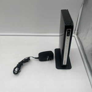NETGEAR N750 Wireless Dual Band Gigabit Router Model WNDR4300 V2 2.4 and 5 GHZ - Picture 1 of 8