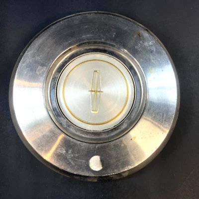 林肯 1982 - 1987 年大陆林肯 Mark VII 1294 车轮中心盖原始设备制造商 — 第 1/4 张图片