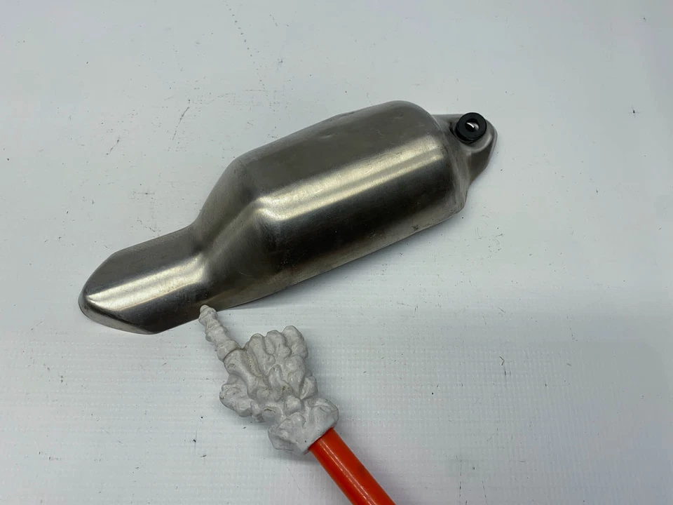 Triumph Tiger 800 (1) 10'-14' Auspuff Hitze Schild  Exhaust Heat Shield Guard #2 - Изображение 1 из 4