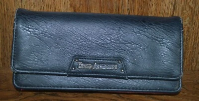 Cartera clutch negra para mujer Enzo Angiolini Foto 1 de 4