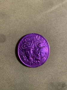 Lucy Ball Bob Hope 1979 Mardi Gras Doubloon New Orleans - Picture 1 of 2