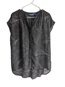 Simply Vera Wang Women's Sleeveless Blouse Hi-Low Black/White Modern Print Sz M - Picture 1 of 11