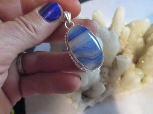 BEAUTIFUL NEW NATURAL PURPLE BOTSWANA AGATE PENDANT 2"HANDCRAFTED JEWELRY - Picture 1 of 4