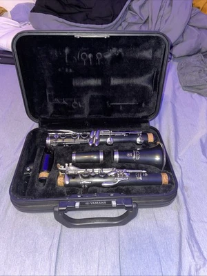 Clarinete Yamaha Advantage modelo YCL-250 con estuche rígido Foto 1 de 4