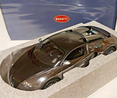 1:18 AUTOart Bugatti Veyron 16.4 Pur Sang nero alluminio 70966 - Immagine 1 di 4