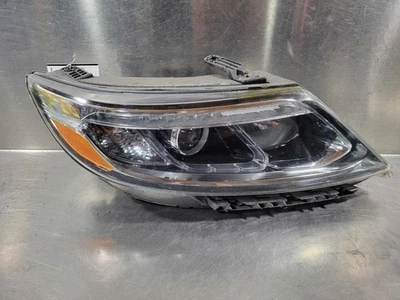 14 15 KIA SORENTO Headlamp Assembly Right Foto 1 de 2