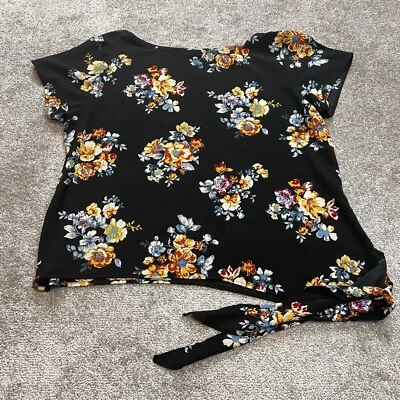 Blusa Top Passport Mujer 2X Negra Floral Manga Corta Damas Cadera Corbata Nudo Suave Foto 1 de 4