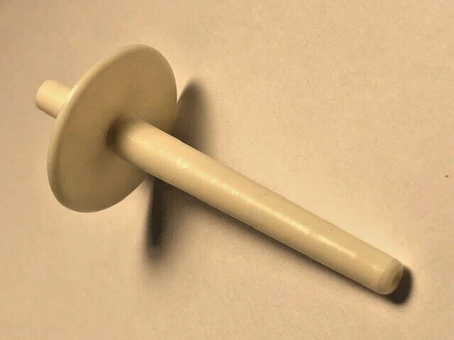 Spool Pin Twin Needle With 2 Red Felts That Fit Brother XL Sewing Machine - Image 1 of 4