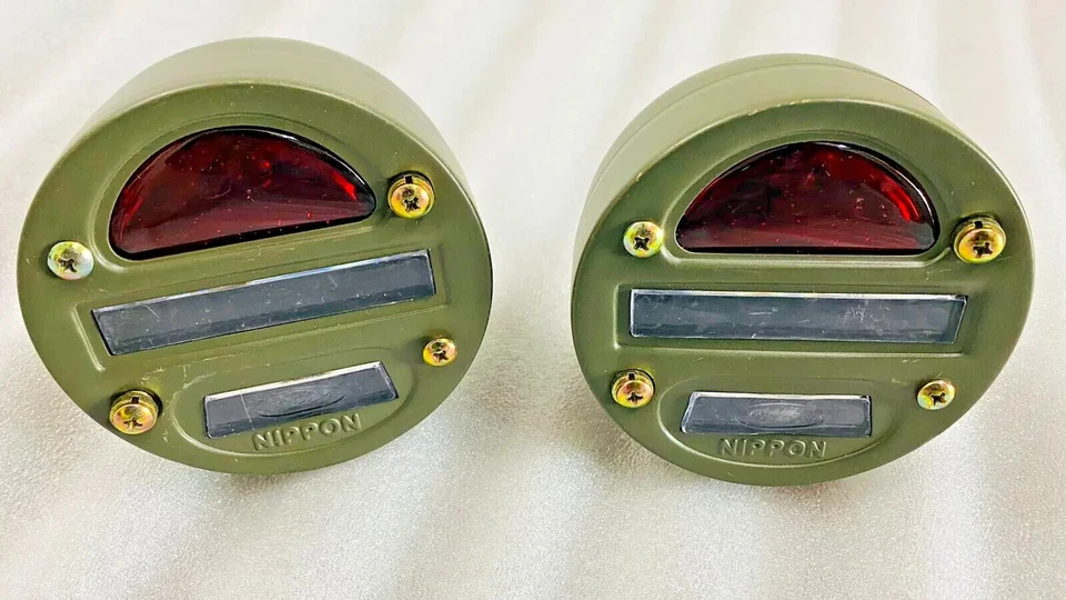 Luz trasera Willys MB Ford GPW Jeep Truck militar ojo de gato 4"" (par) | Ajuste Foto 1 de 3