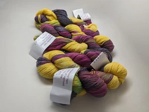 Full Bag of 5 NEK Handdyed 65% Merino/ 25% Nylon/10% Silk 100g/440yds Rainbow - Picture 1 of 1