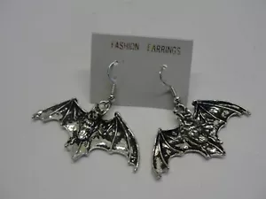 NEW PAIR BATS GOTH PUNK EARRINGS - Picture 1 of 1