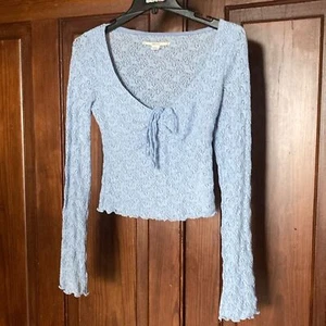 Kimchi Blue by Urban Outfitters Quinn Longsleeve Blau Top Gr. S - Bild 1 von 9