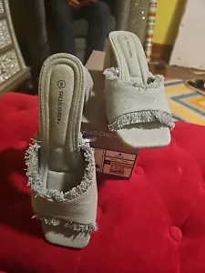 NIB Falls Creek Maren Denim Sandals Slides Fringe Block Heel Women's Size 8 - Picture 1 of 10