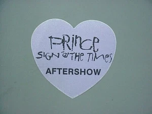Prinz Backstage Pass Satin AUTHENTISCH lila Schild o the Times herzförmig danach - Bild 1 von 1