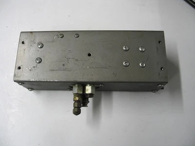 MEAD CSV-102 2 HAND PNEUMATIC ANTI-HOLD DOWN SAFETY CONTROL STATION Q0394 - Image 1 of 4