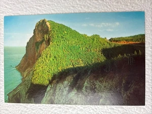 Postal Perce Quebec Canadá Montaña erosionada por el agua - Imagen 1 de 2