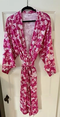 Новый гранат Hill 100% органический хлопок кимоно халат, розовый белый цветочный принт размер M - Изображение 1 из 4