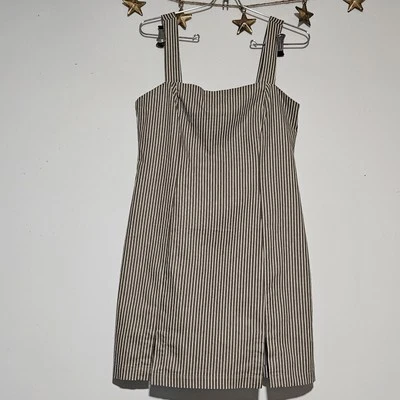 Vestido Forever 21 Mujer Mediano Verde Oliva Rayas Verticales Cremallera Espalda Neutro Foto 1 de 4