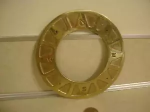 Anello bussola quadrante solare vintage Keeler in ottone per riuso progetti artigianali - Foto 1 di 5
