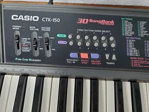 Tragbares Casio CTK-150 E-Keyboard mit Ständer - Full Length Key - Bild 1 von 5