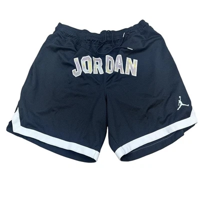 Shorts Jordan Masculino XL Preto Branco Malha Basquete Atlético Cordão Logotipo - Imagem 1 de 4