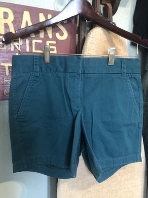 J. Crew Women's Size 2 Shorts 5" Inseam Classic Chino Short Green - Image 1 of 4