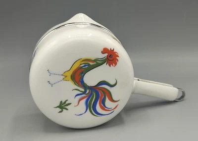 Ancienne petite casserole avec en décor un coq en aluminite Frugier Limoges - Photo 1/4