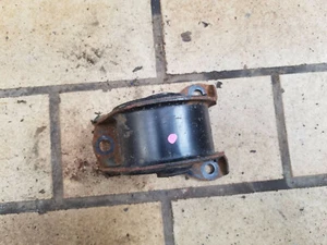Engine holder engine mount CIVIC MC2 MB6 EK4 Honda Integra DC2 B18C6 B18C4 96-2000 - Picture 1 of 5
