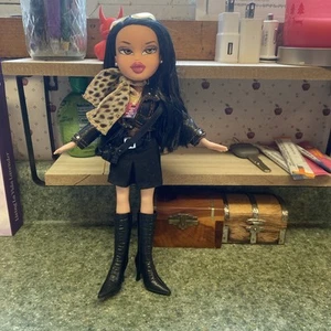 bratz doll Beeker Jeane - Picture 1 of 9