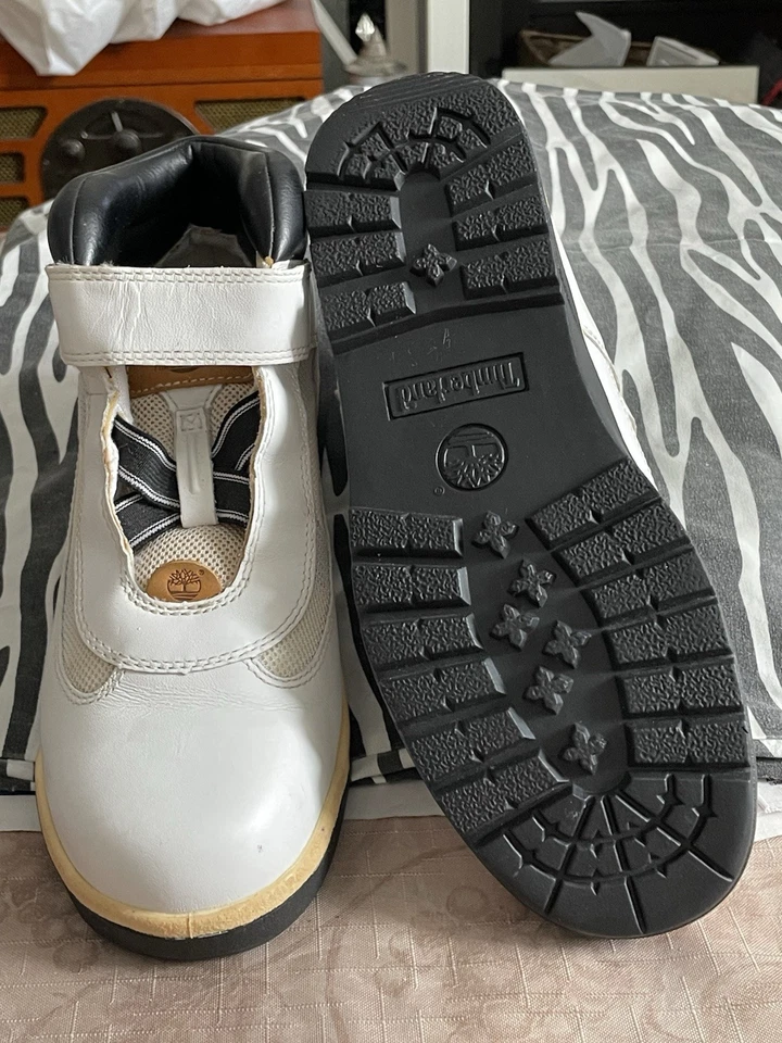 Botas Timberland infantis azul marinho e branco - Imagem 1 de 1