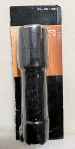Duracell Durabeam Ultra 500 Lumen LED Flashlight Takes 4xAAA Batteries Not Incl. - Picture 1 of 6