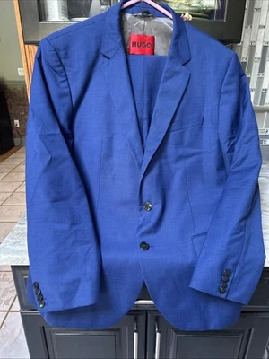 Traje Hugo Boss Para Hombre Moderno Calce Ajustado 2 Piezas 44 R/32 Cintura Azul Sólido Foto 1 de 4