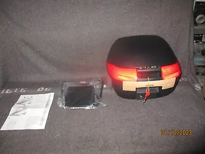 top case + support réf YOM11T SHAD SH32 neuf pour YAMAHA 125 / 150 MAJESTY - Photo 1/4