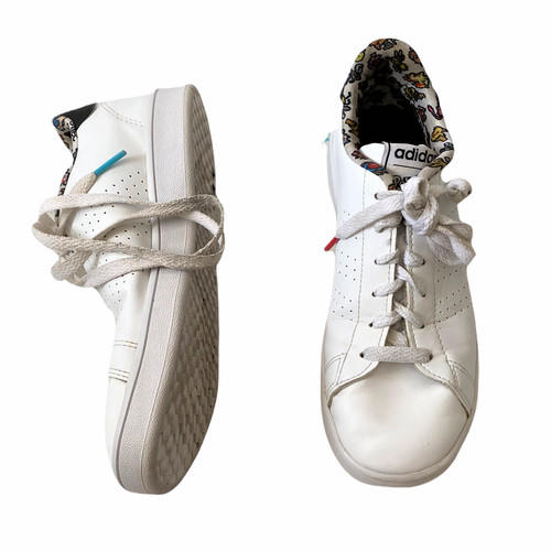 Scarpe da tennis Adidas bambini taglia US 2 5 Pokemon Pikachu bianche con lacci