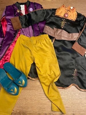 DISNEY STORE FROZEN 2 ANNA DELUXE FANTASIA 3 PEÇAS COM CAPA MARCA OFICIAL DISNEY - Imagem 1 de 2